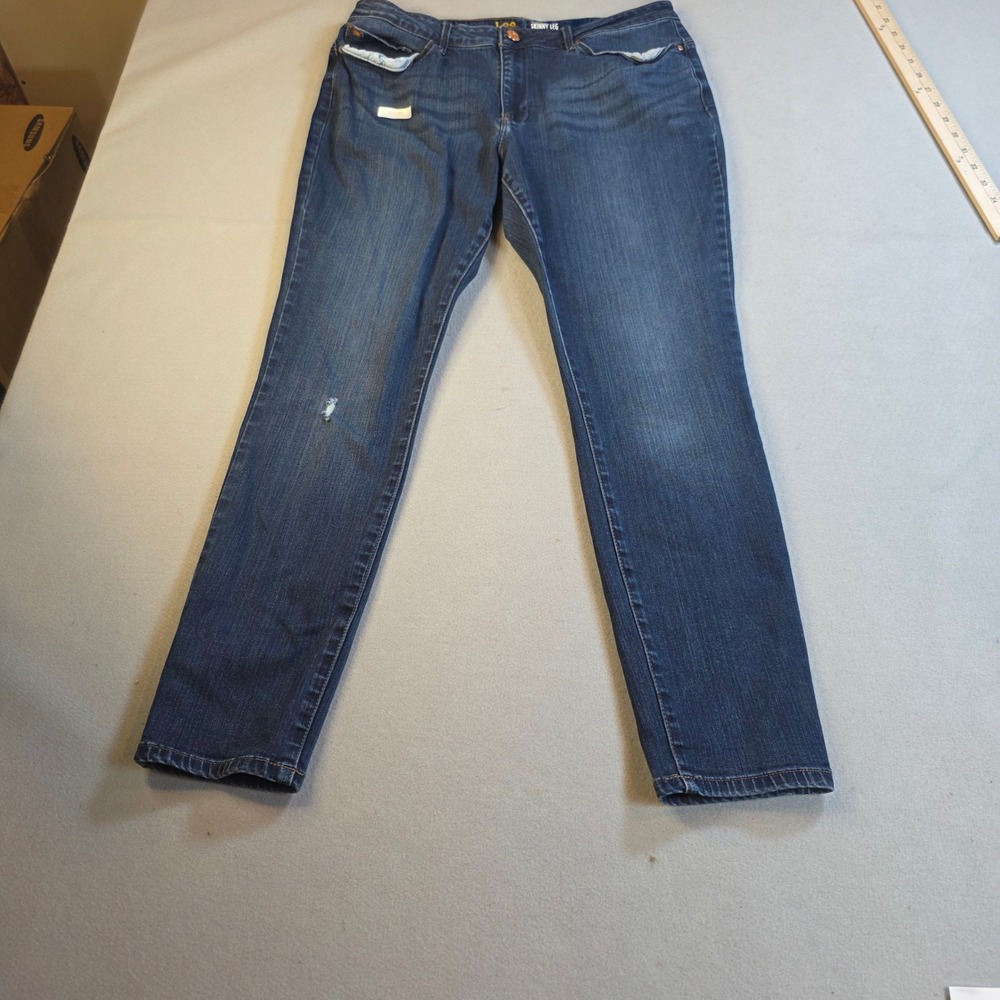 Lee Modern Series Curvy Fit Skinny Leg Jeans Size 14M Dark Wash Distressed Denim